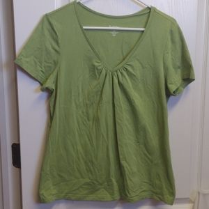 reitmans Olive green v-neck t-shirt